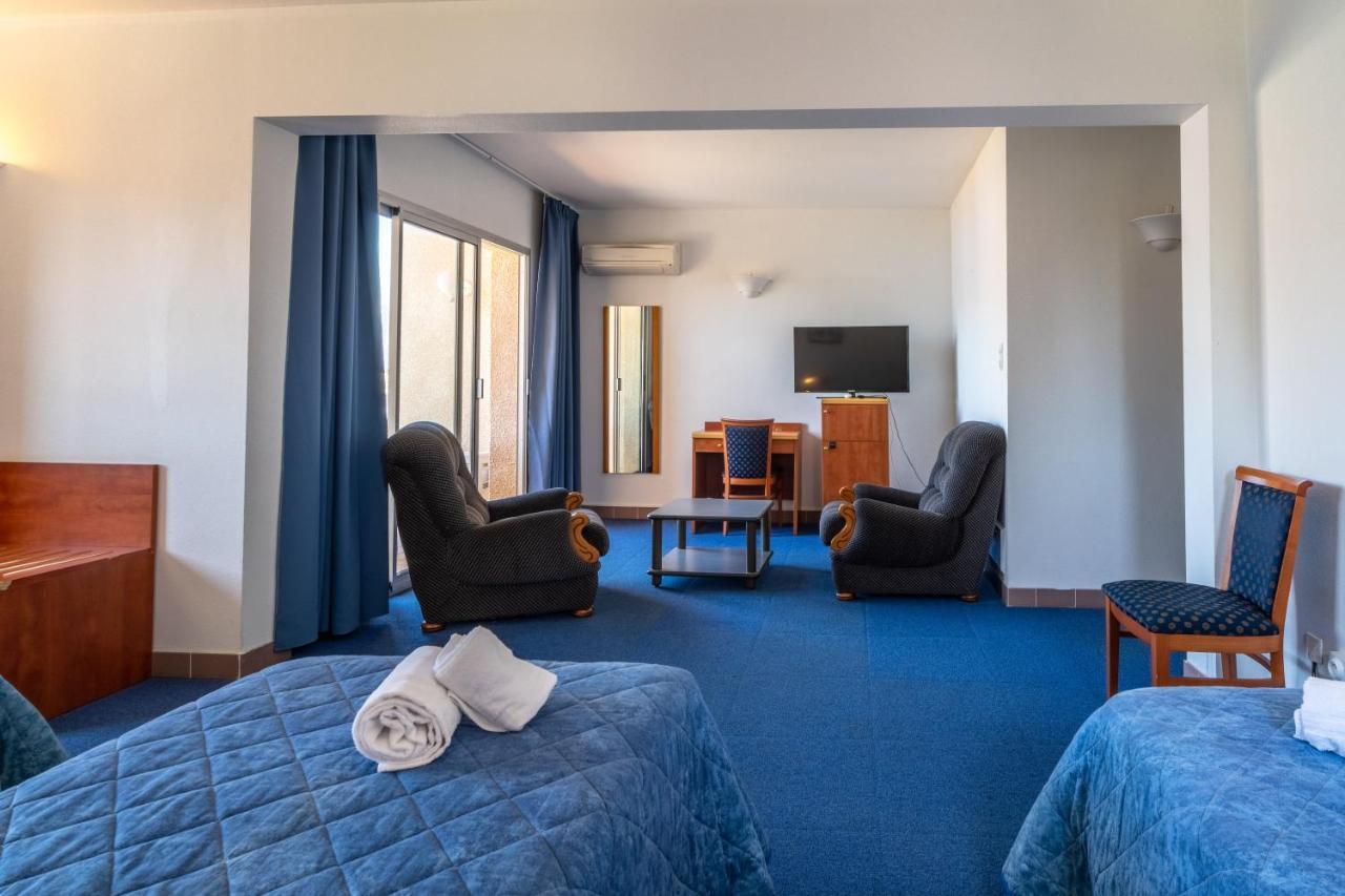 Hotel Hibiscus 普罗普里亚诺 外观 照片